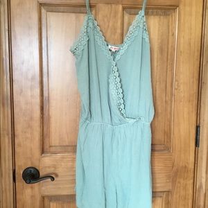 Women’s romper from Fashion Nova size XL